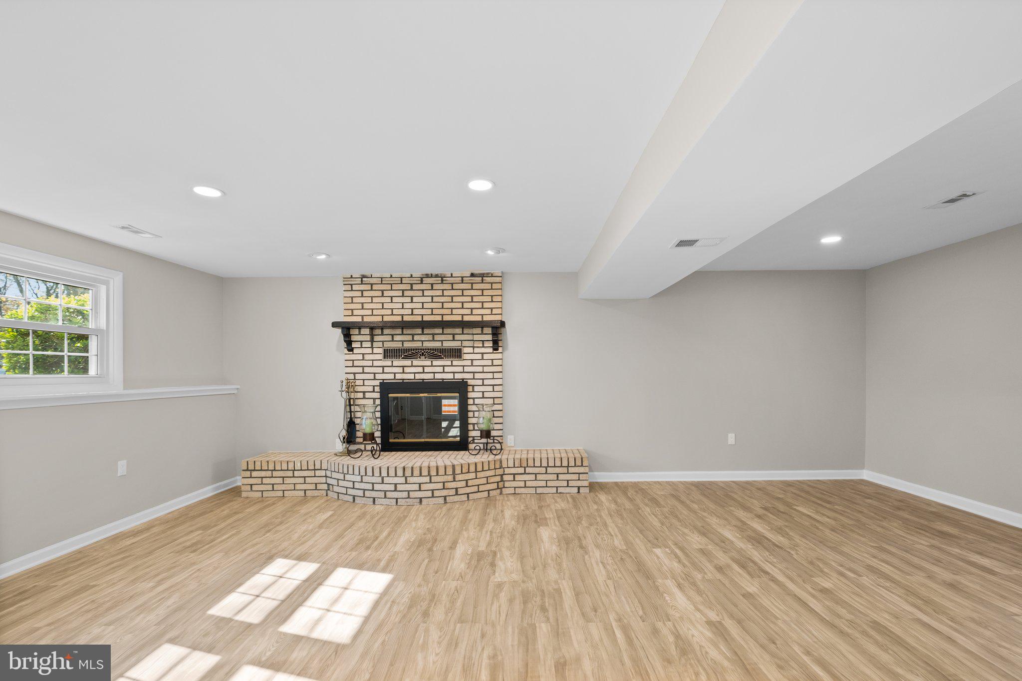 PINEFIELD - Residential