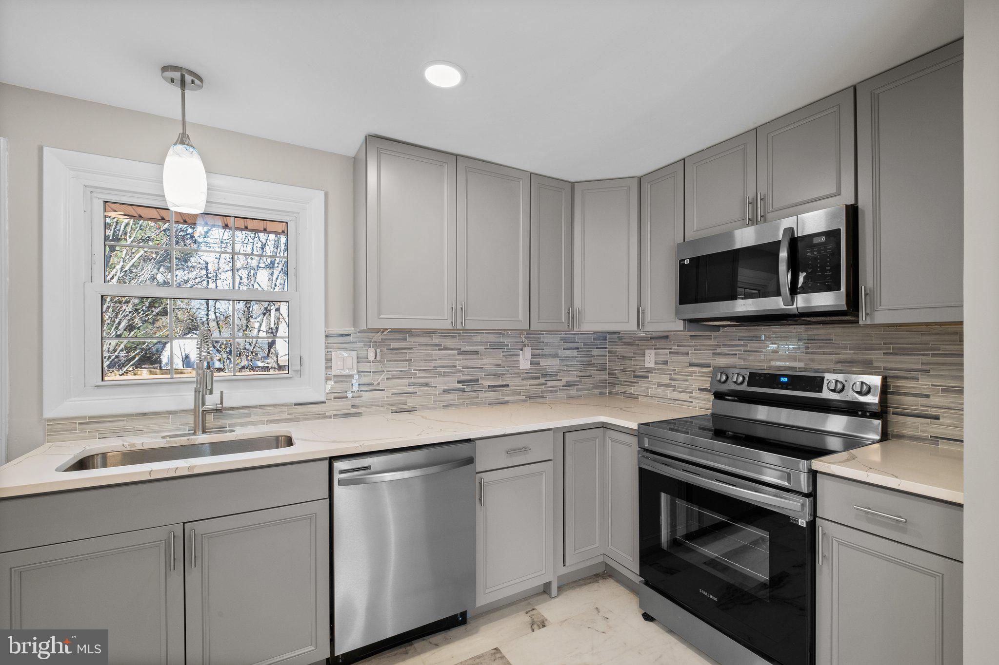 PINEFIELD - Residential