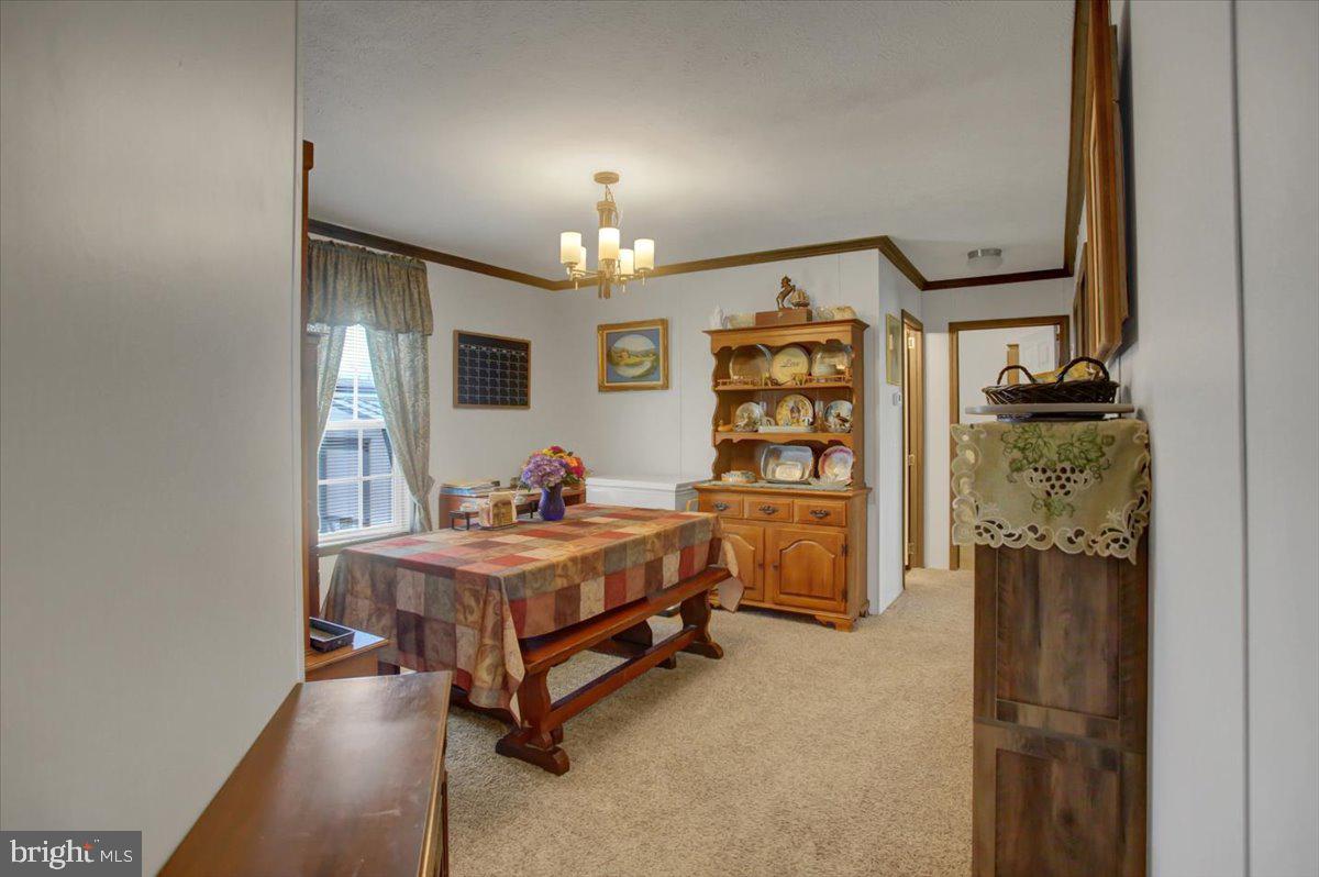 COLONIAL ESTATES - Residential