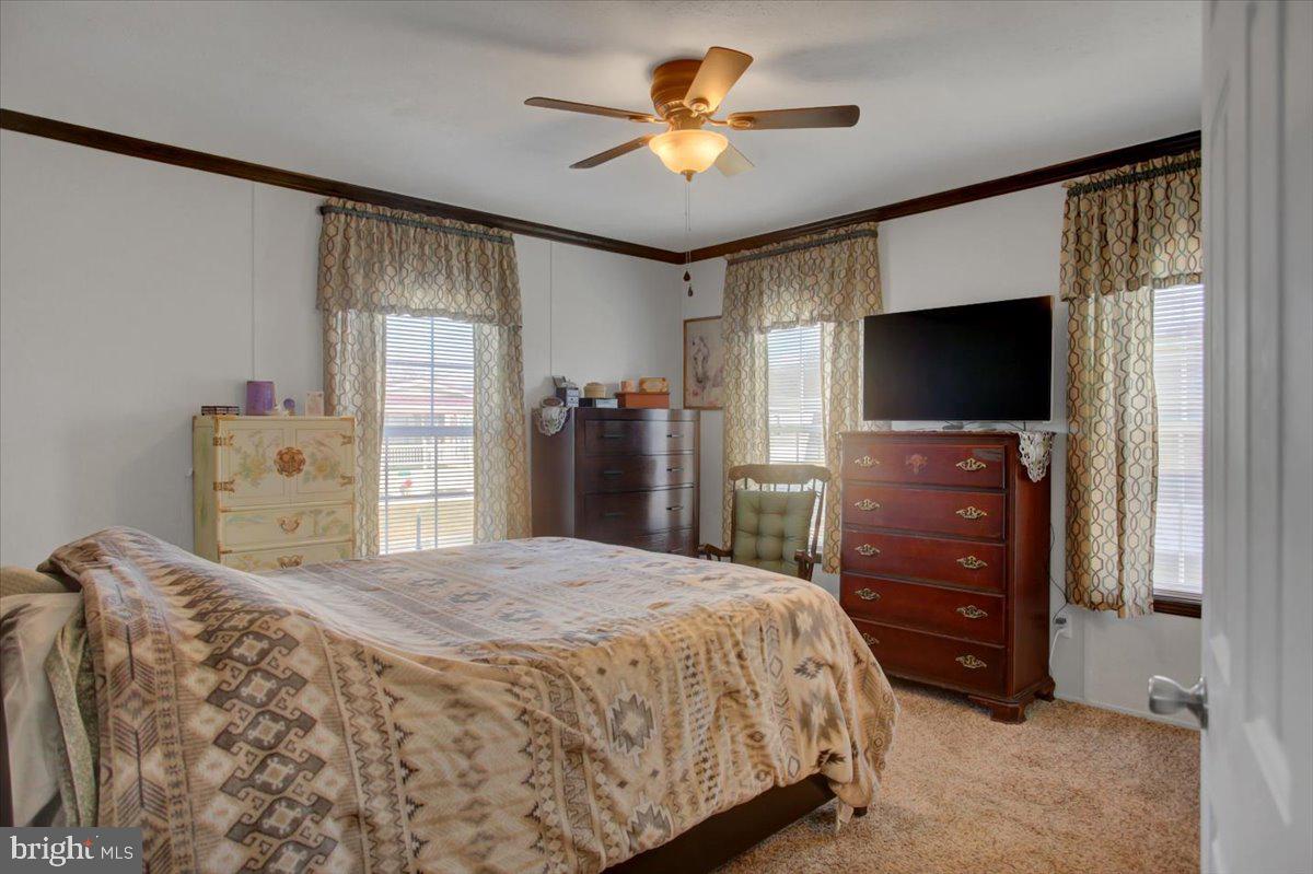 COLONIAL ESTATES - Residential