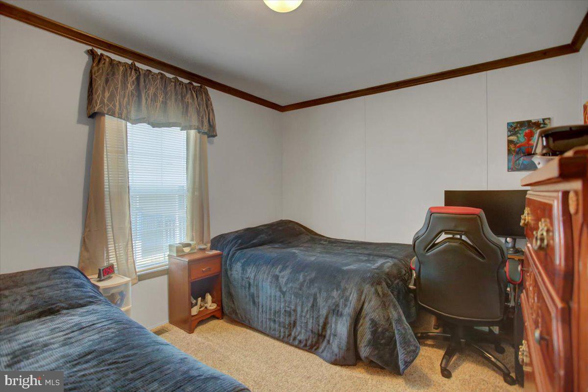 COLONIAL ESTATES - Residential