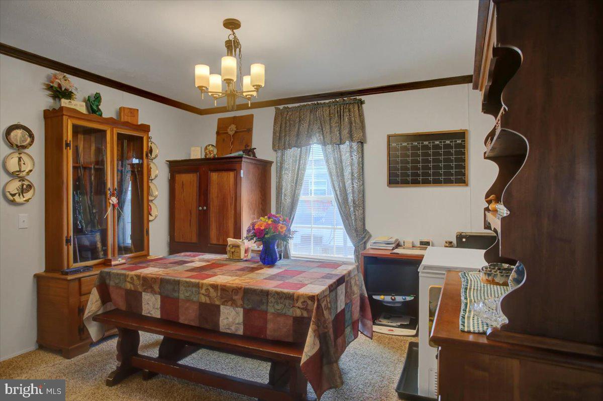 COLONIAL ESTATES - Residential