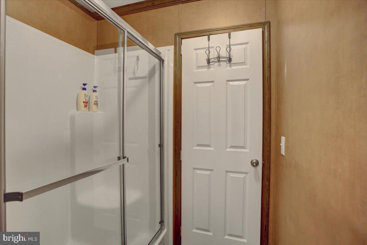 COLONIAL ESTATES - Residential