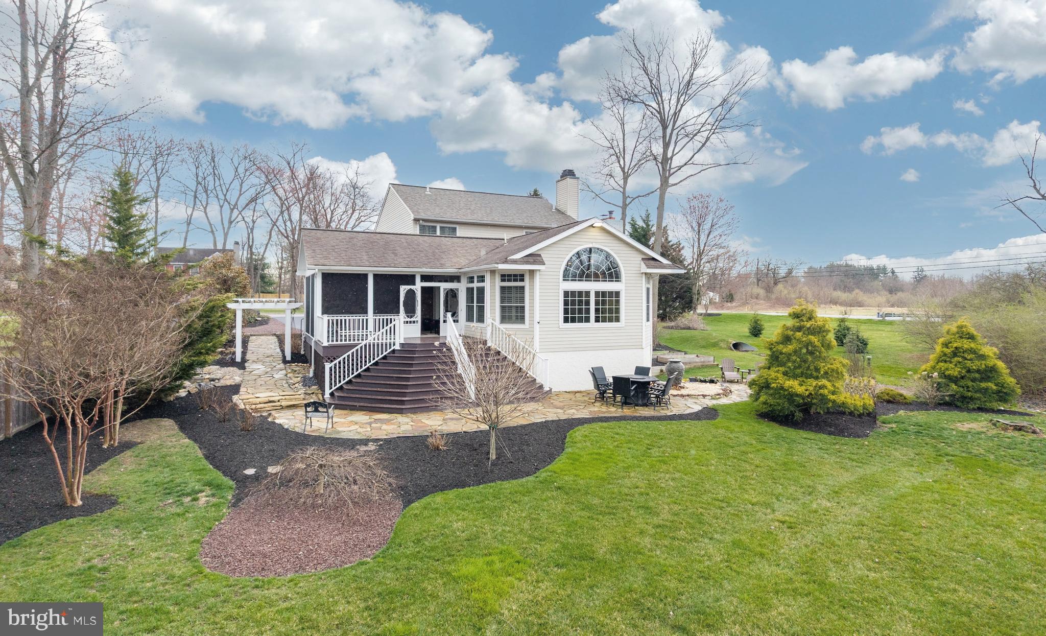 HUNTERS GLEN - Residential