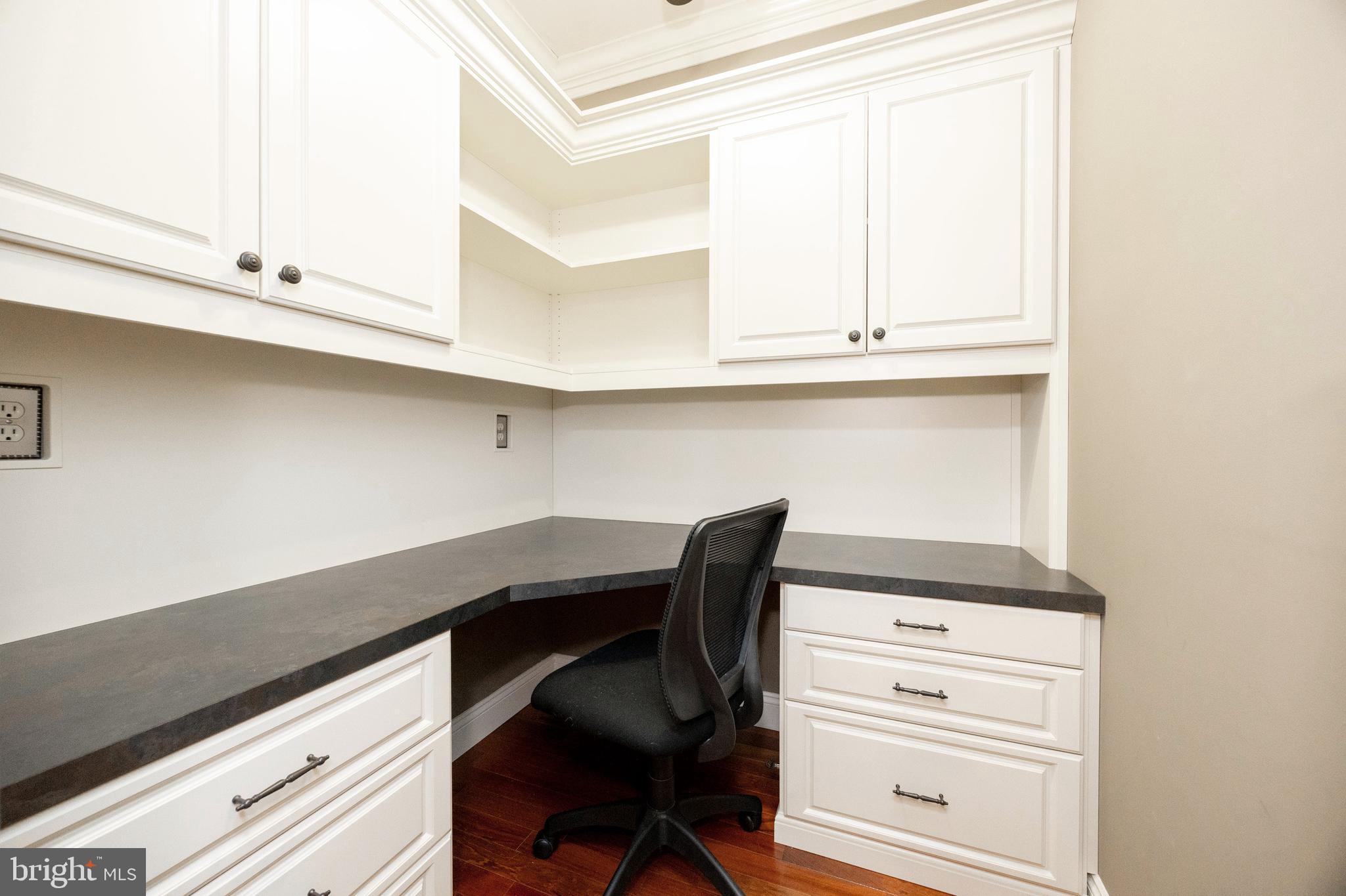 HUNTERS GLEN - Residential