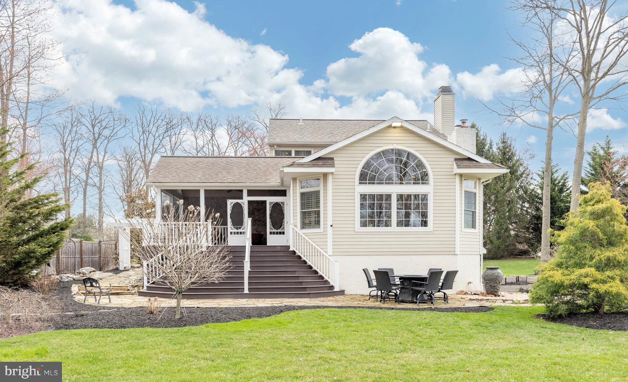 HUNTERS GLEN - Residential