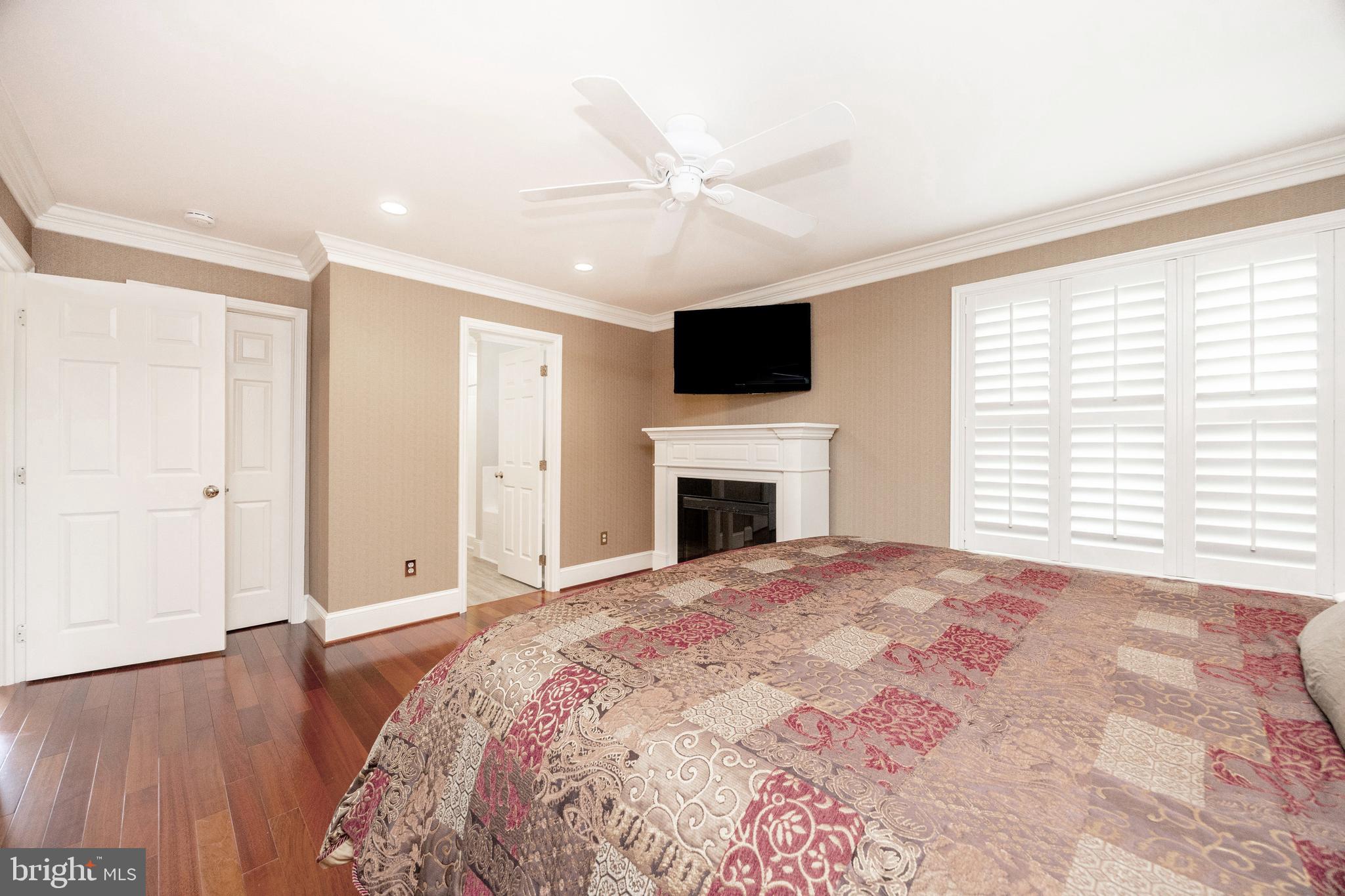 HUNTERS GLEN - Residential