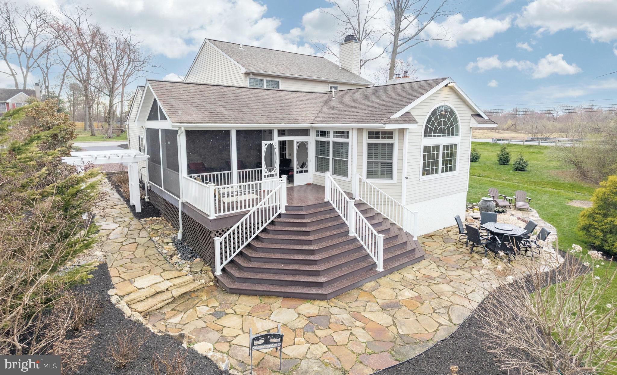 HUNTERS GLEN - Residential