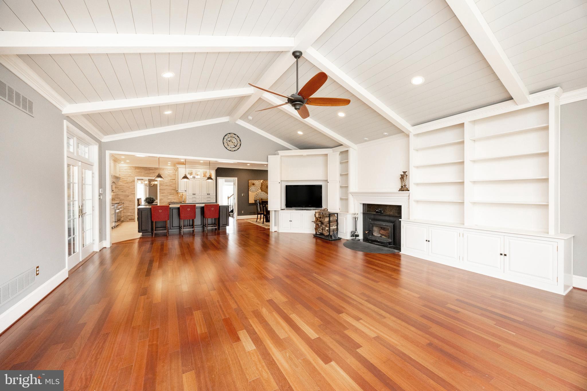 HUNTERS GLEN - Residential