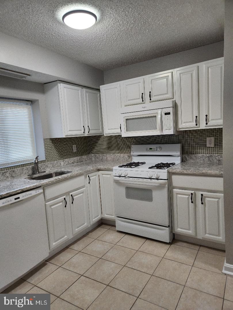 GARDEN OWINGS MILLS - Residential