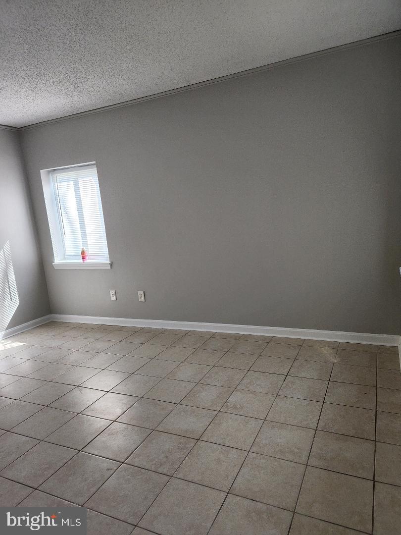 GARDEN OWINGS MILLS - Residential