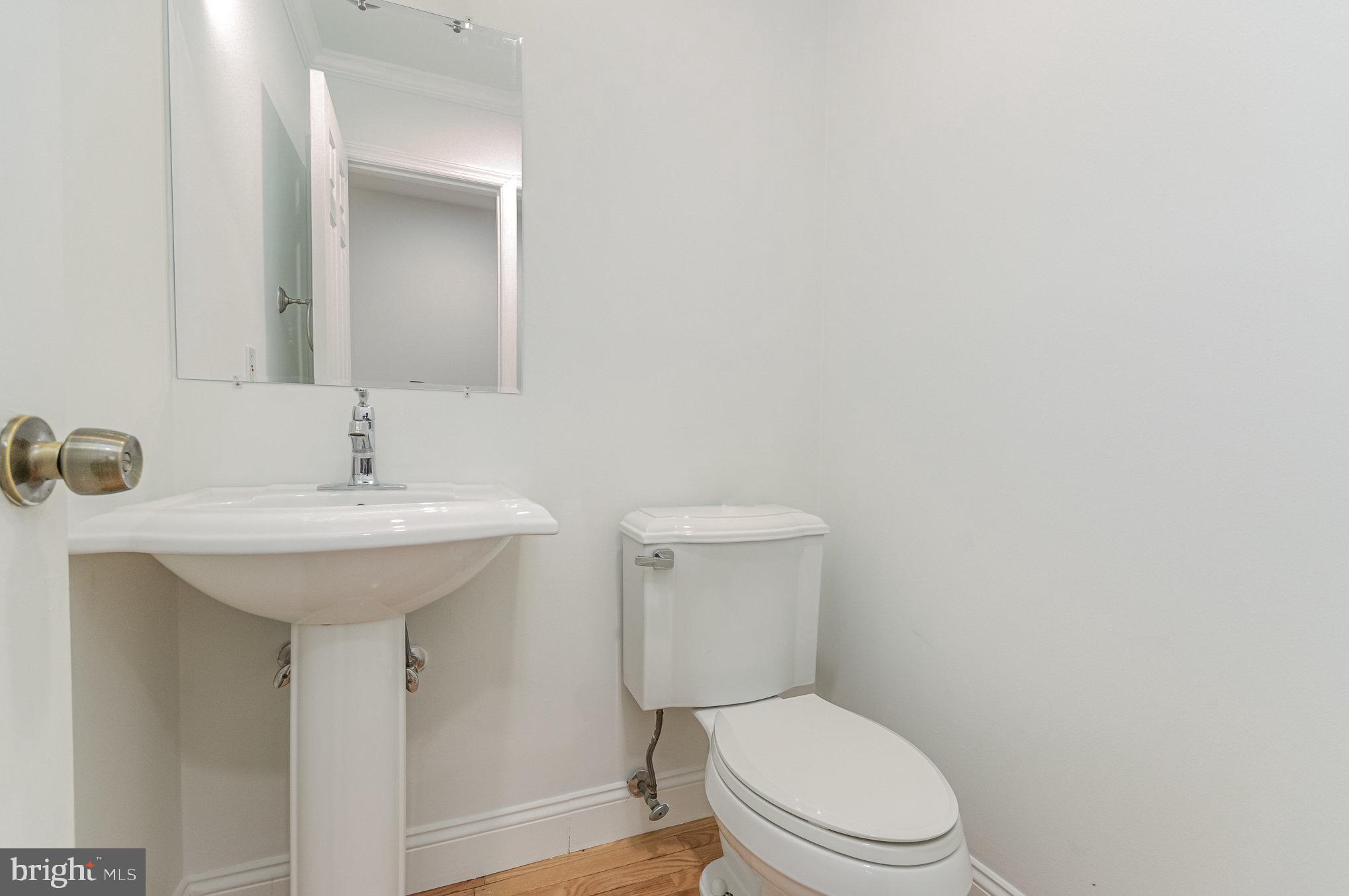 LAFAYETTE VILLAGE - Residential Lease