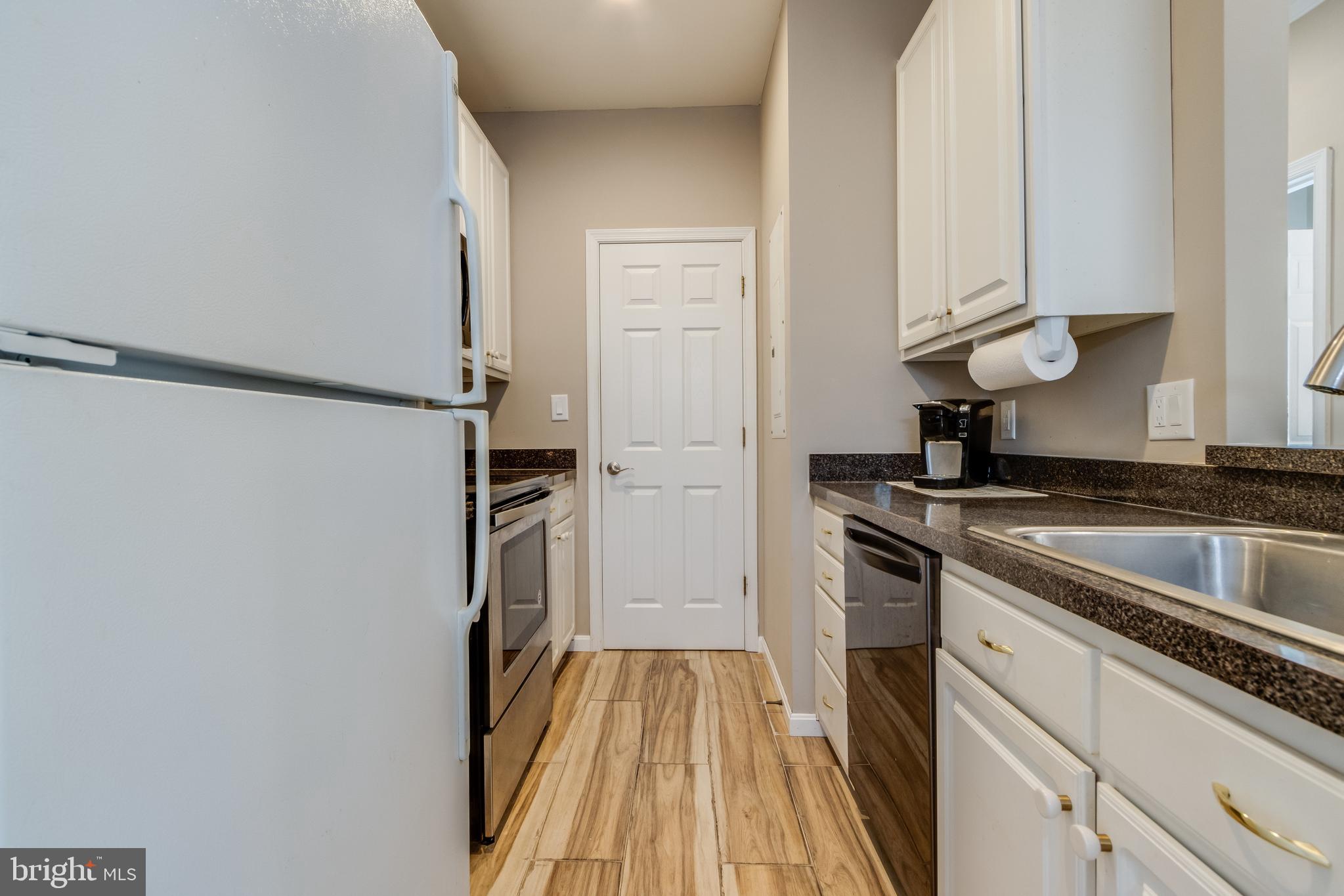 CREEKWOOD - Residential