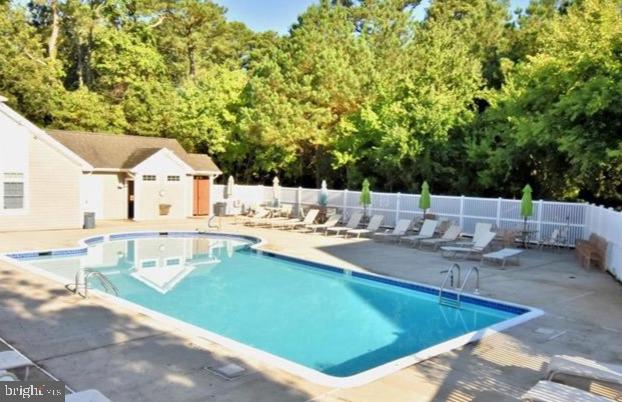 CREEKWOOD - Residential