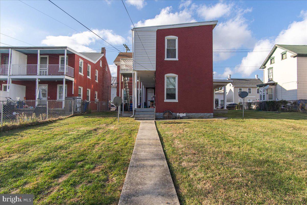 DOWNTOWN HAGERSTOWN - Residential Lease