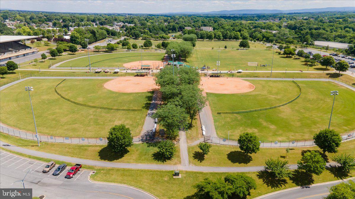 DOWNTOWN HAGERSTOWN - Residential Lease