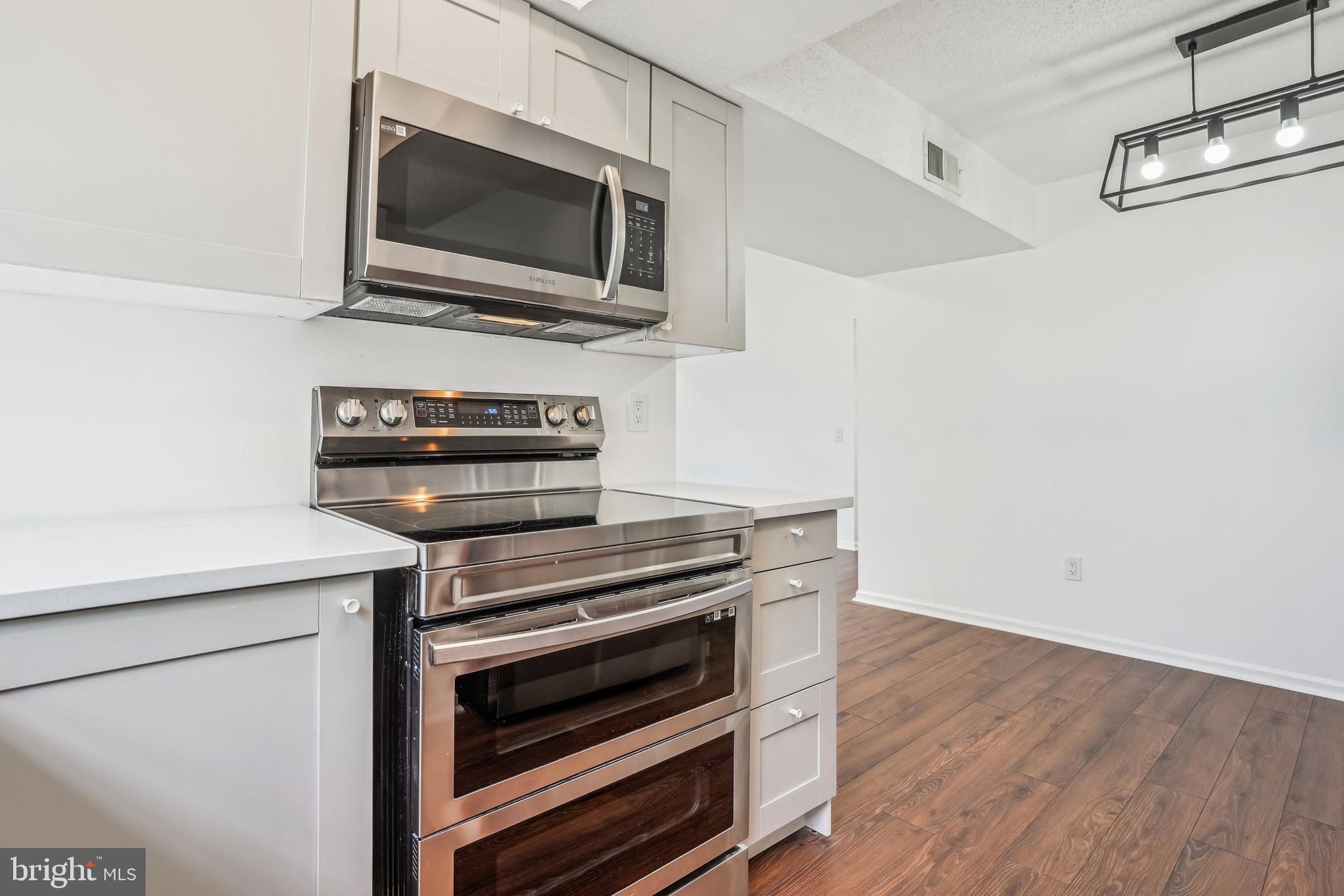 MANASSAS CITY - Residential