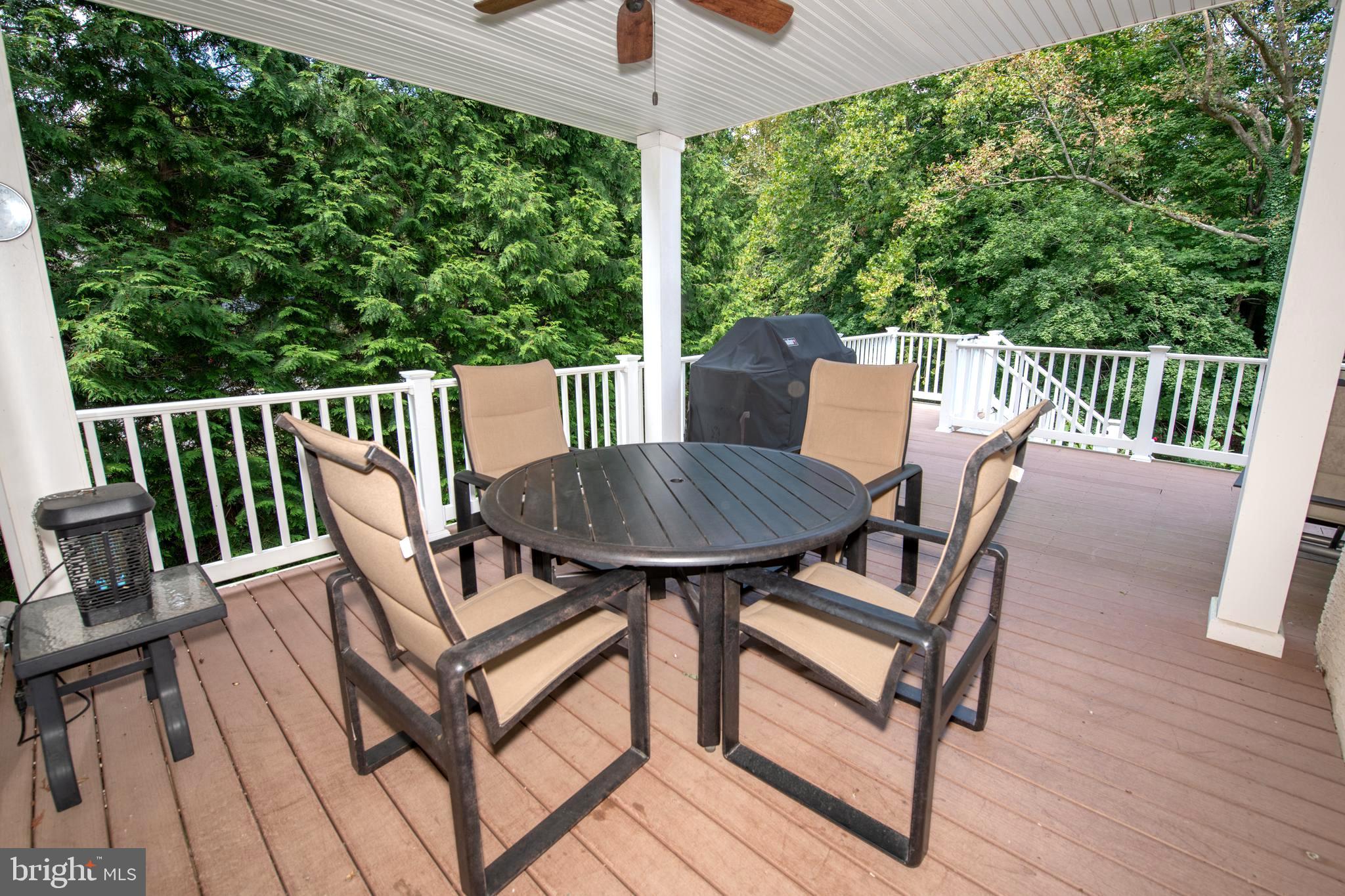 MEADOW BROOK - Residential