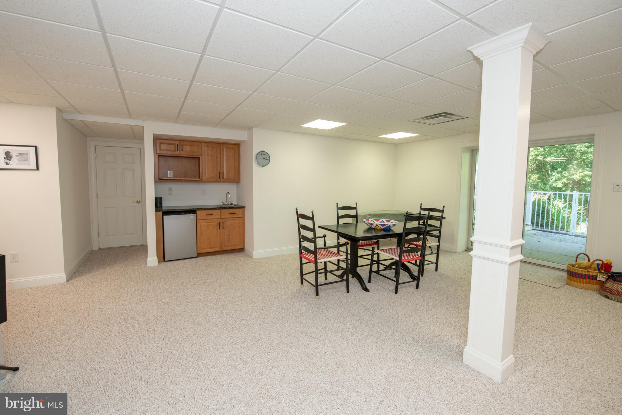 MEADOW BROOK - Residential