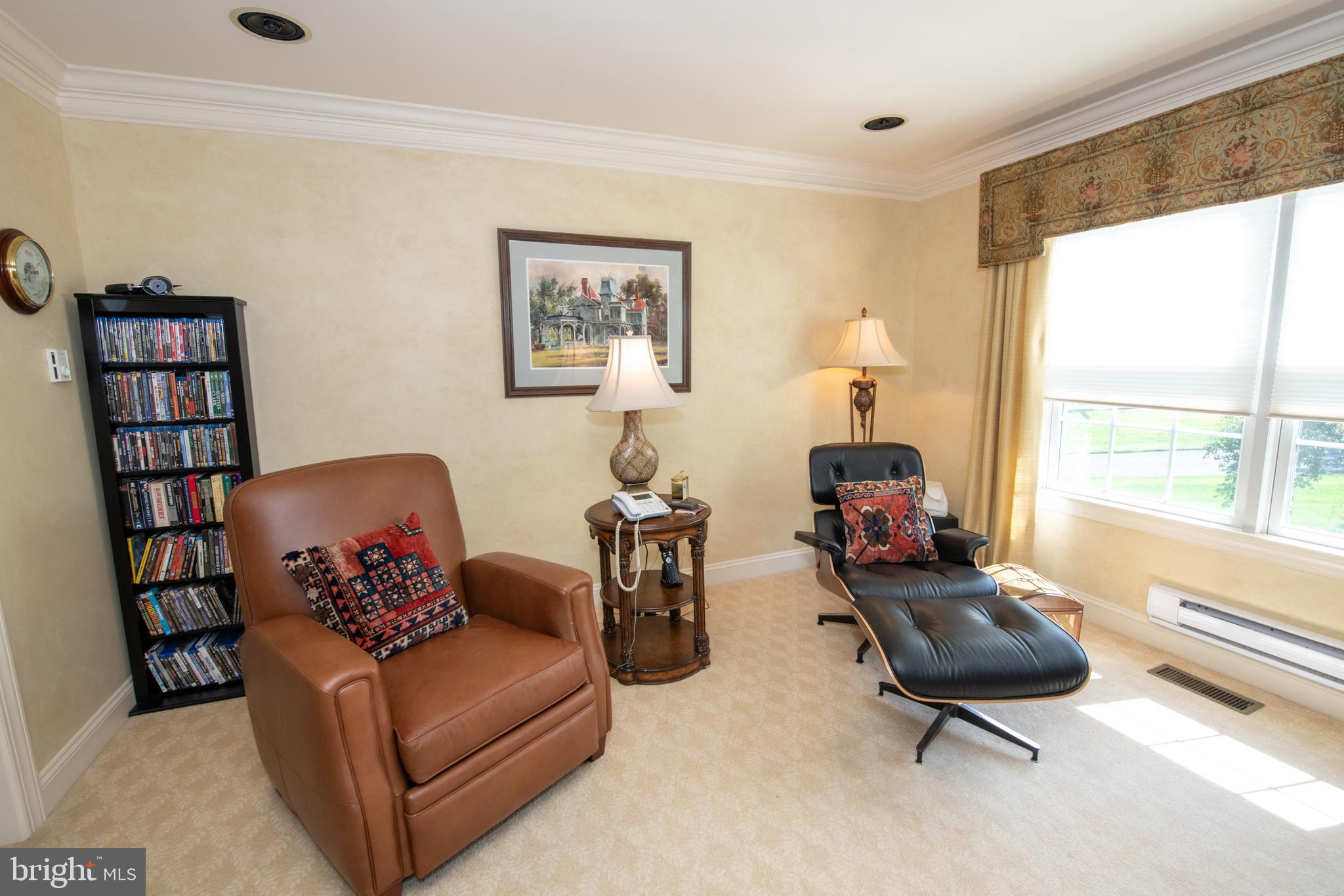 MEADOW BROOK - Residential