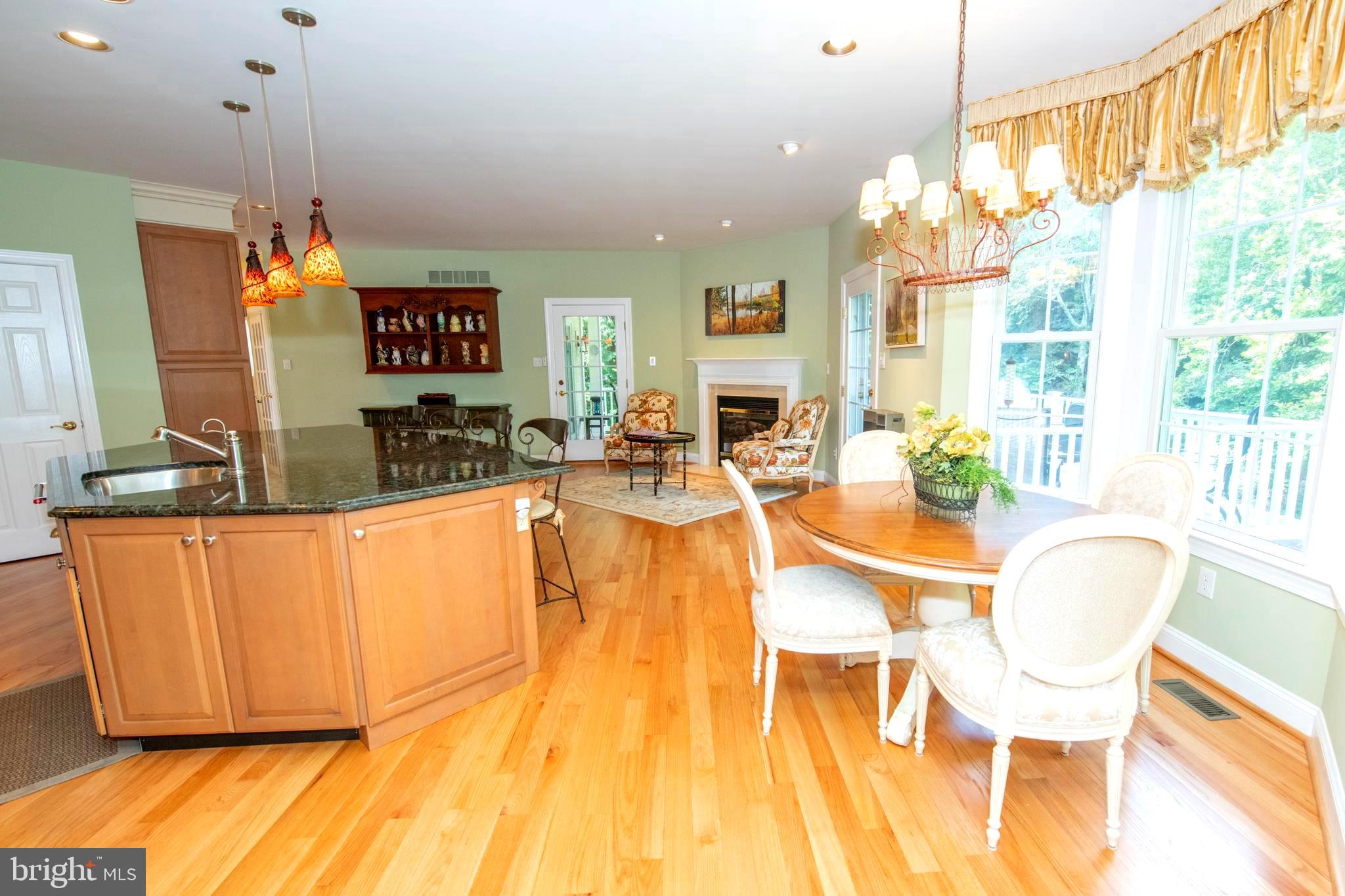 MEADOW BROOK - Residential