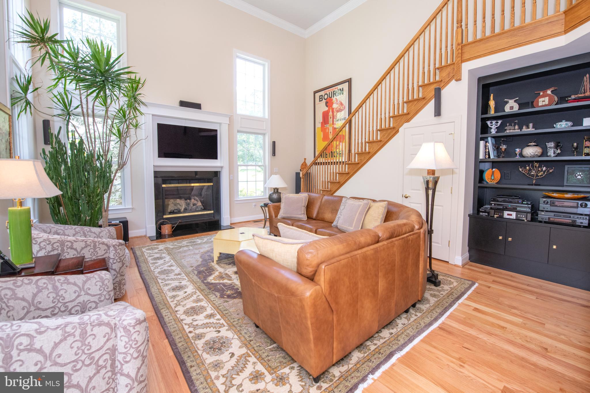 MEADOW BROOK - Residential