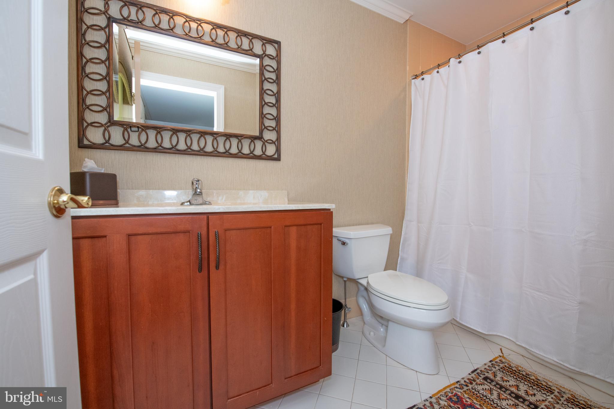 MEADOW BROOK - Residential