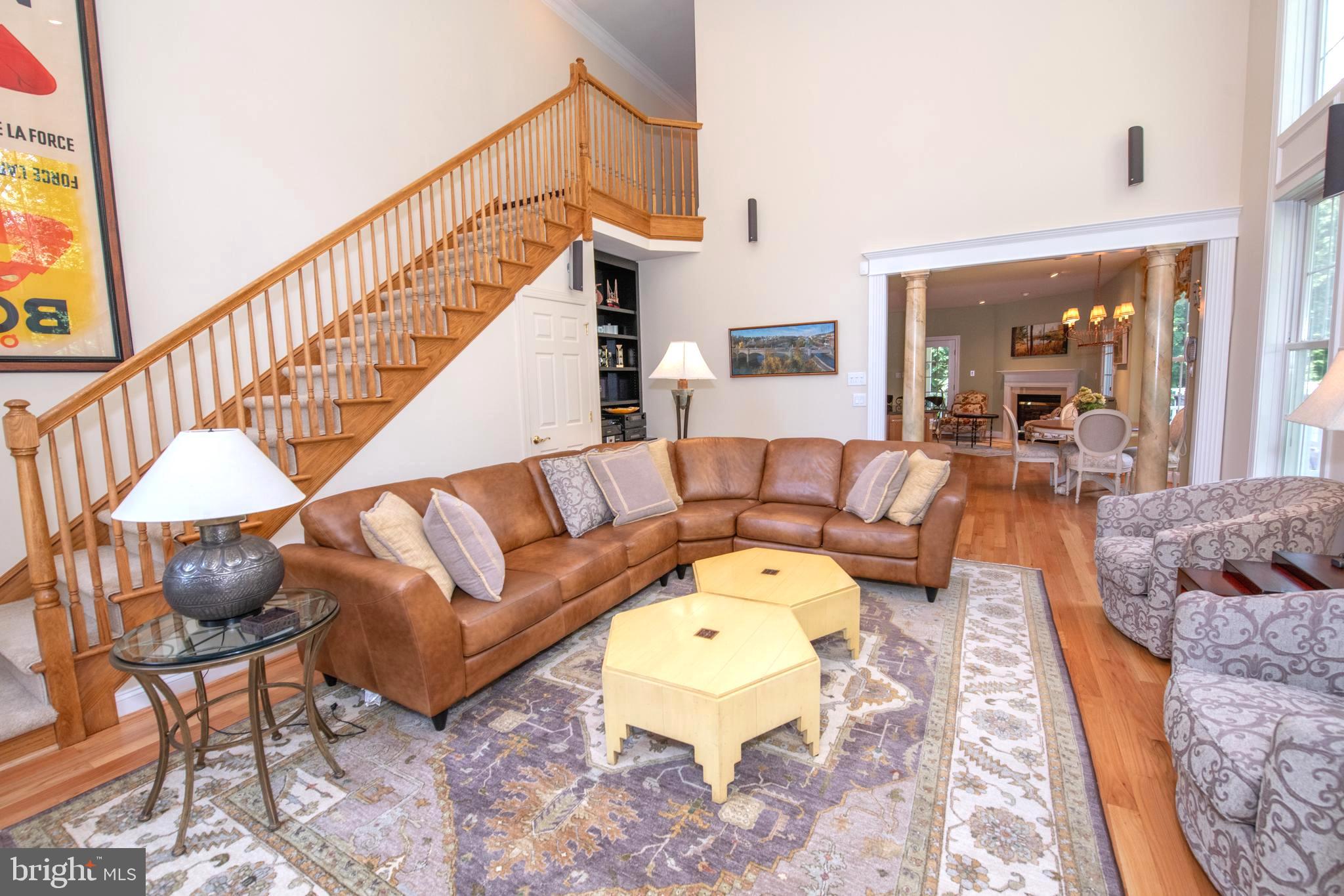 MEADOW BROOK - Residential