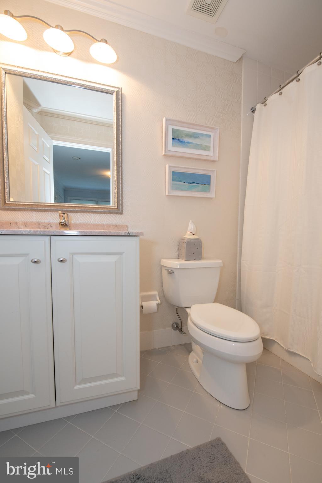 MEADOW BROOK - Residential