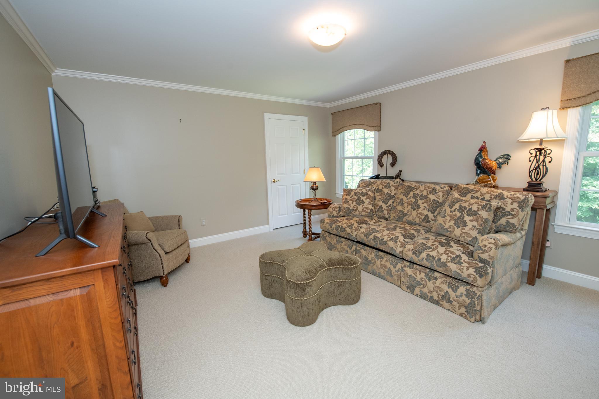 MEADOW BROOK - Residential