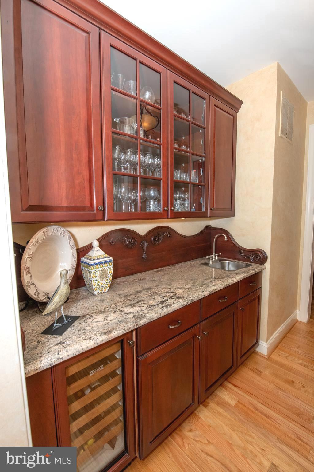 MEADOW BROOK - Residential