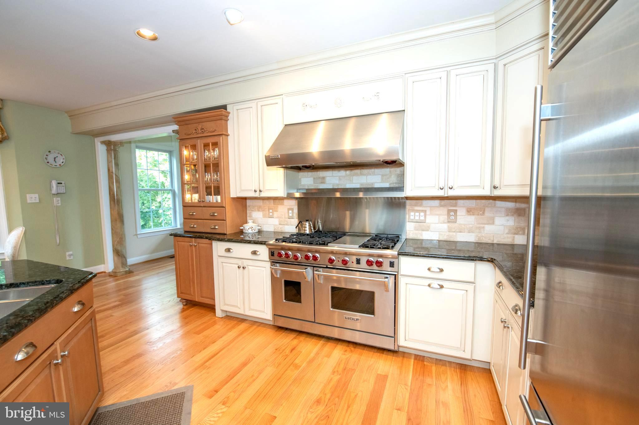 MEADOW BROOK - Residential