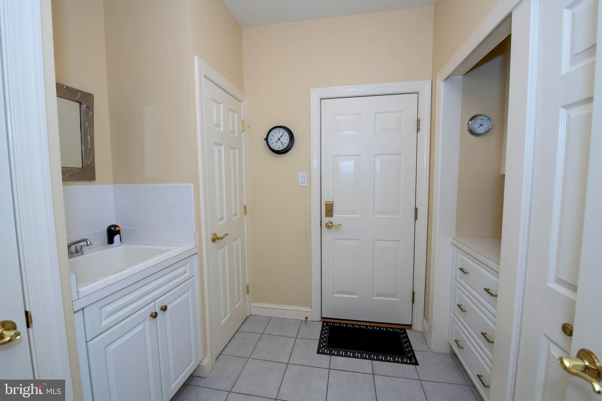 MEADOW BROOK - Residential