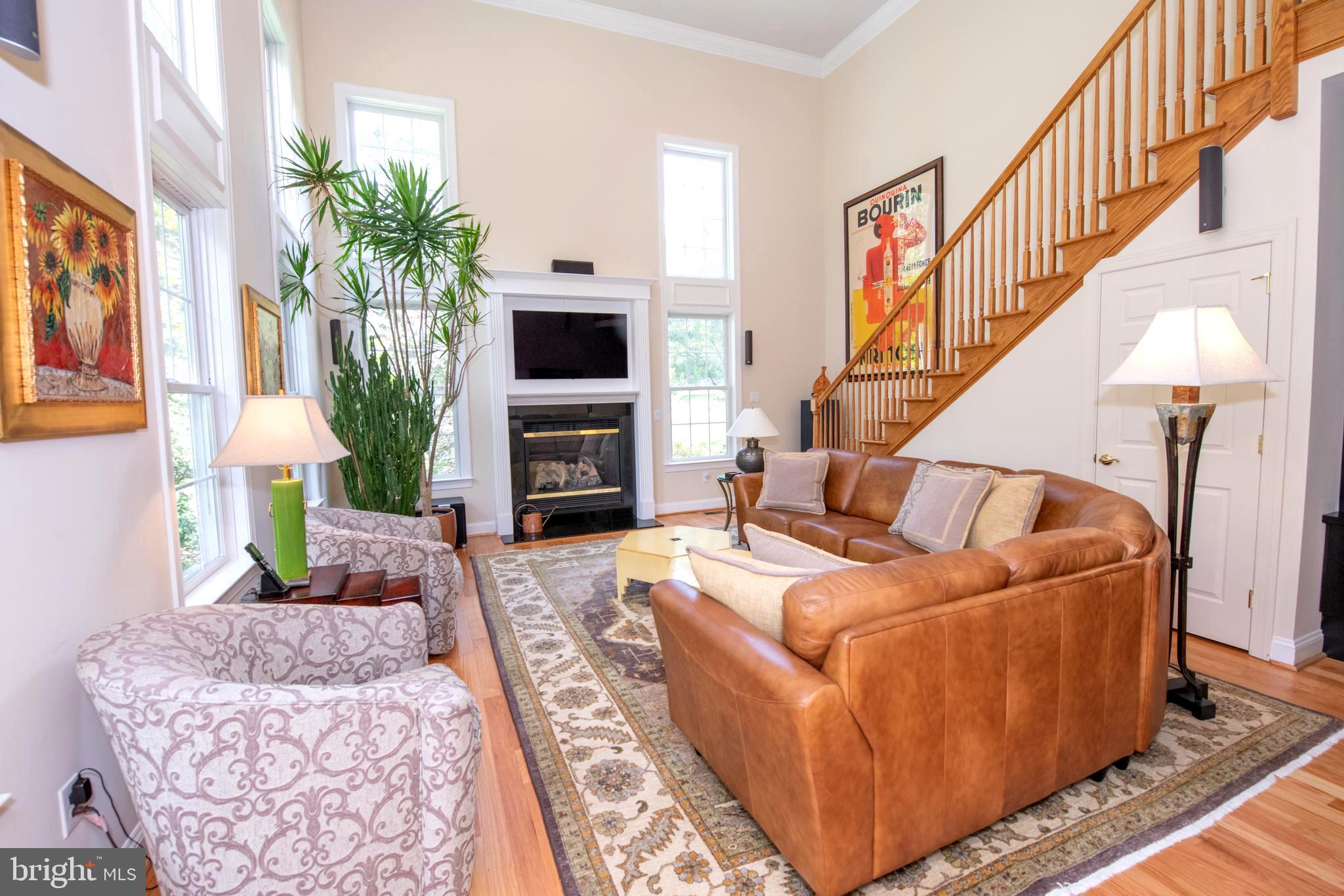 MEADOW BROOK - Residential