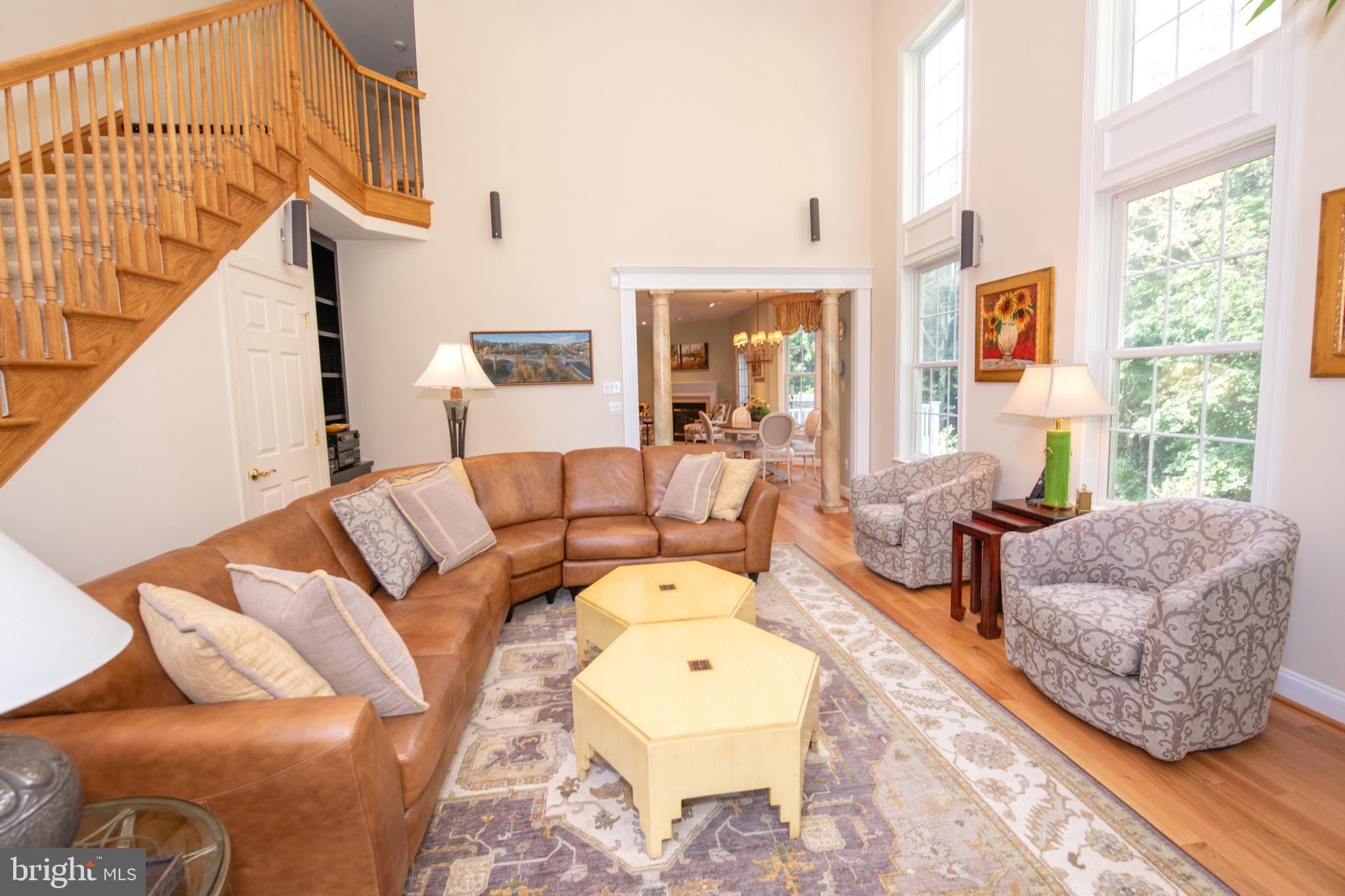 MEADOW BROOK - Residential