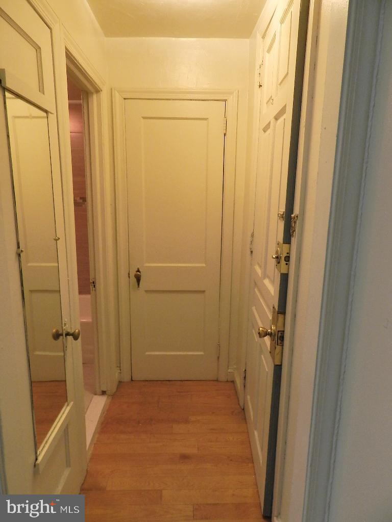 CENTER CITY - Residential Lease