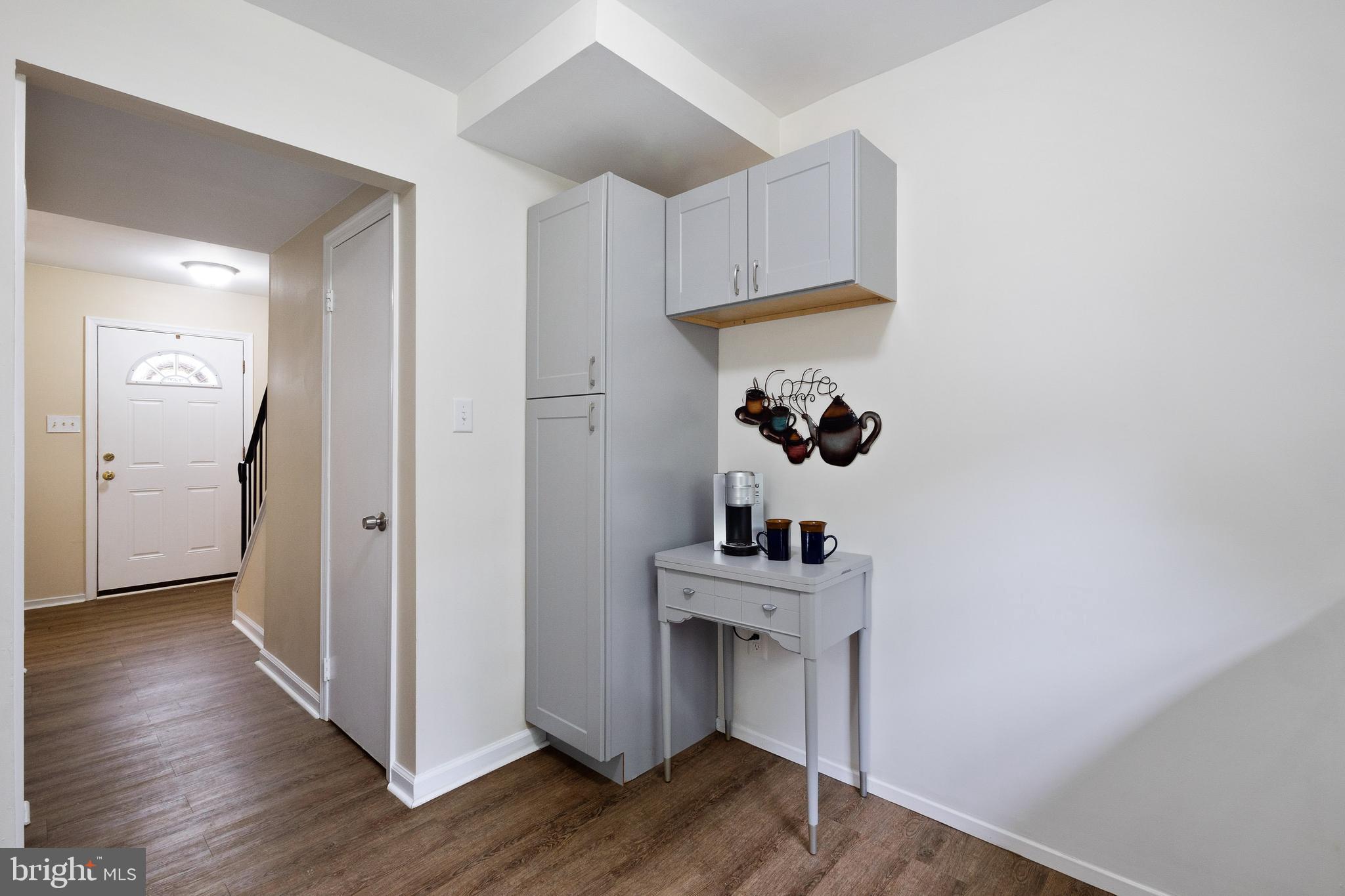 NEWINGTON STATION - Residential