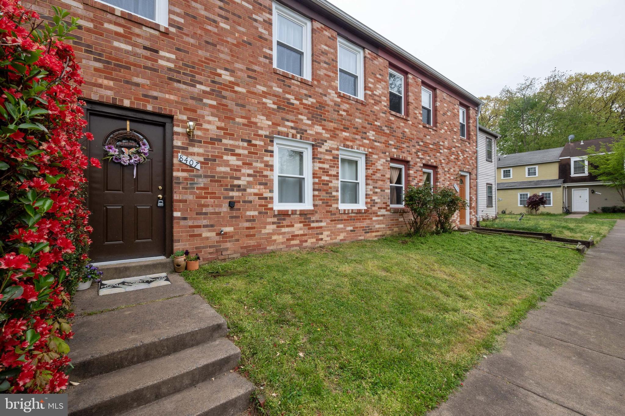 NEWINGTON STATION - Residential