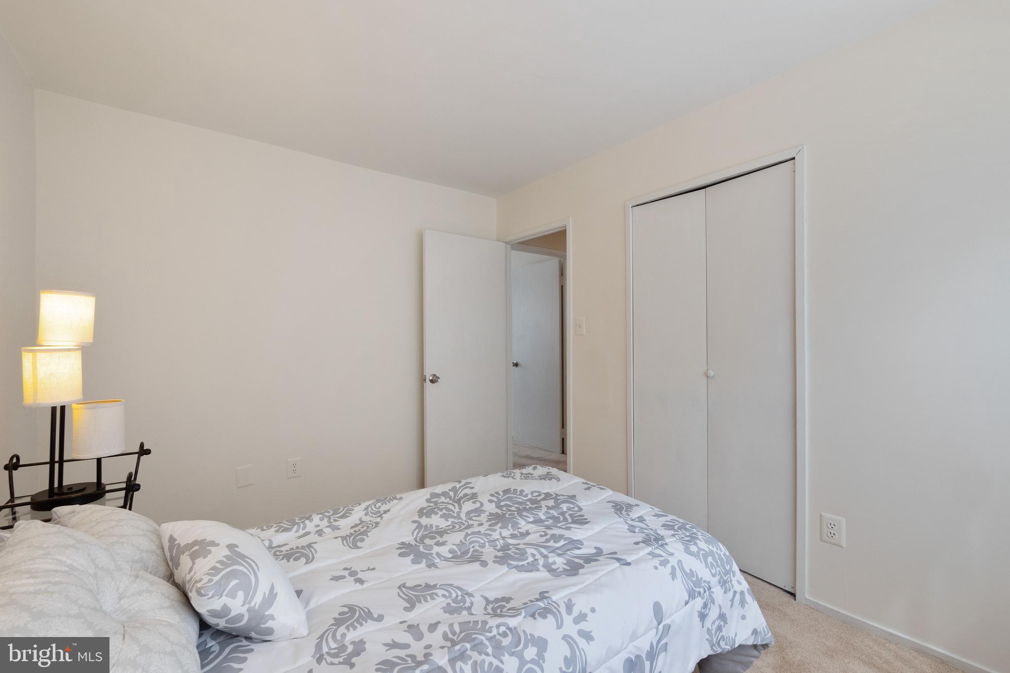 NEWINGTON STATION - Residential