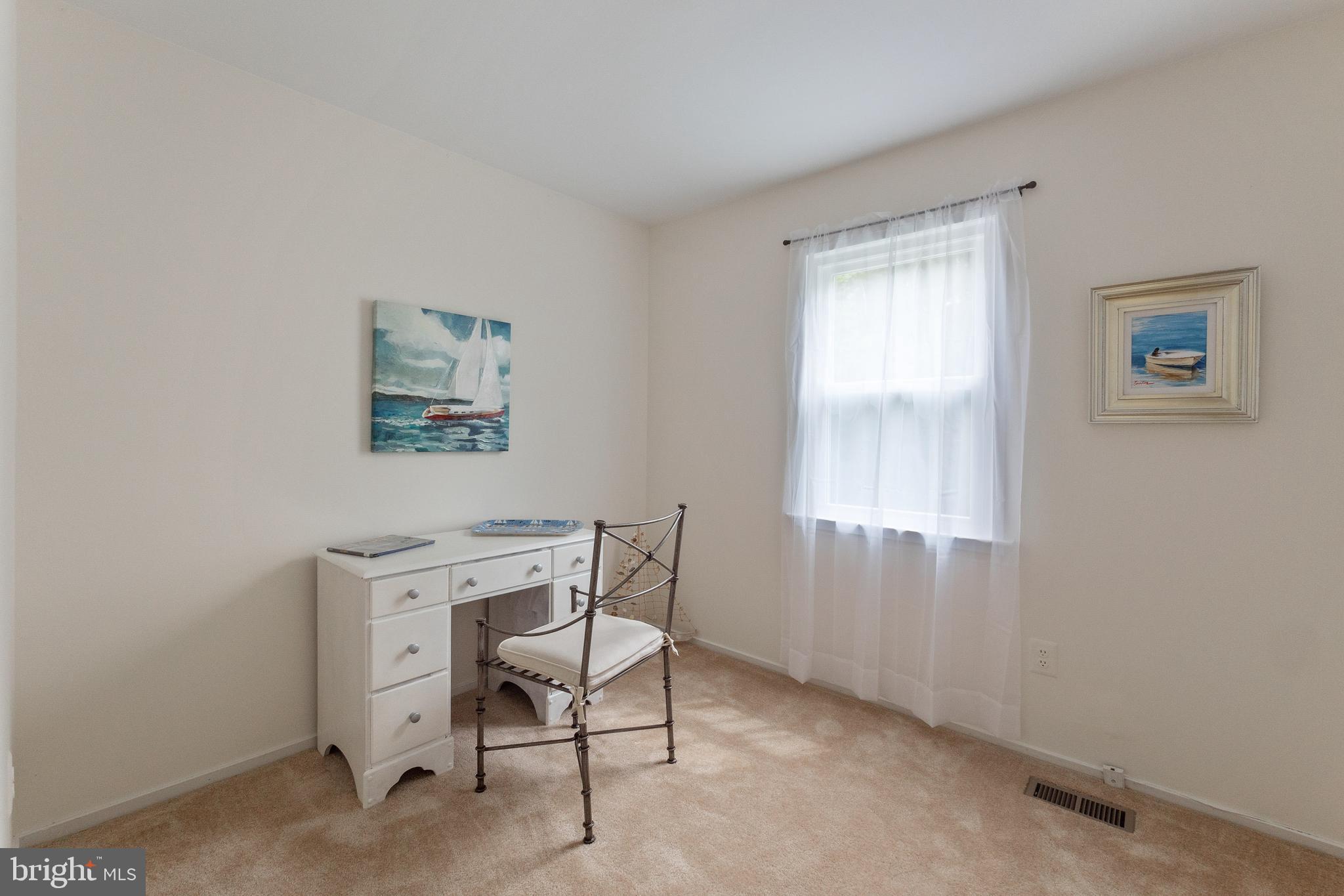 NEWINGTON STATION - Residential