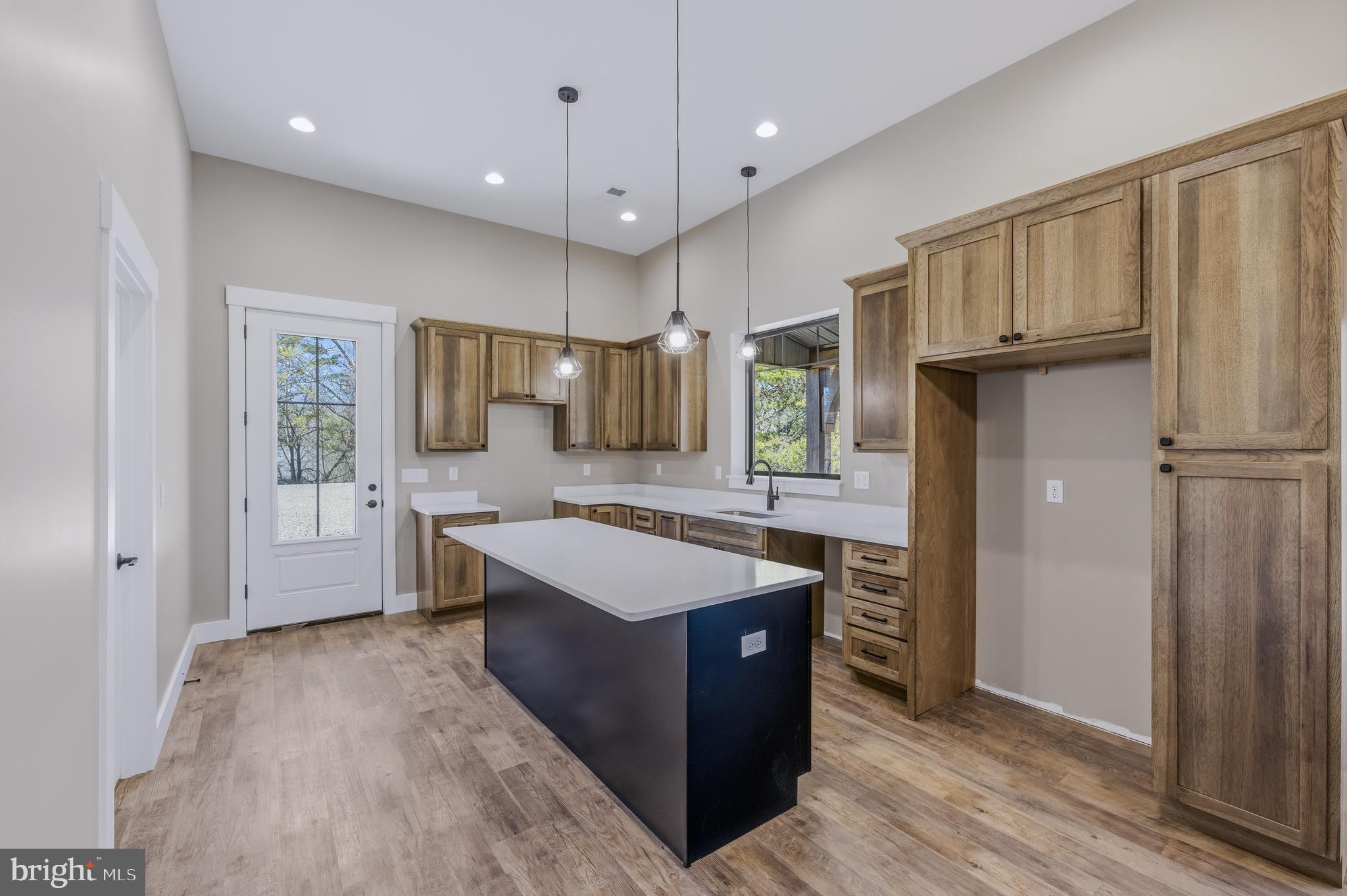 SLEEPY CREEK ORCHARD - Residential