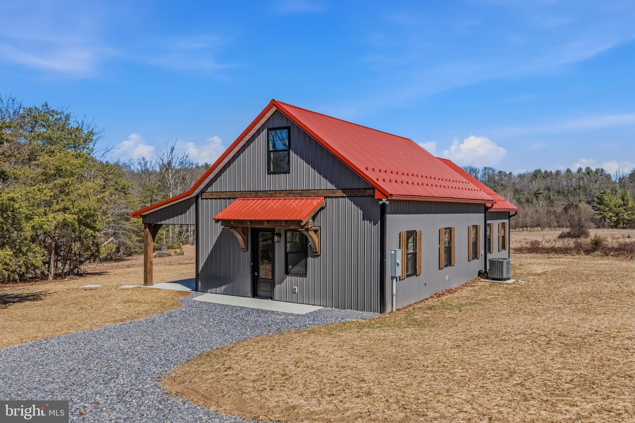 SLEEPY CREEK ORCHARD - Residential