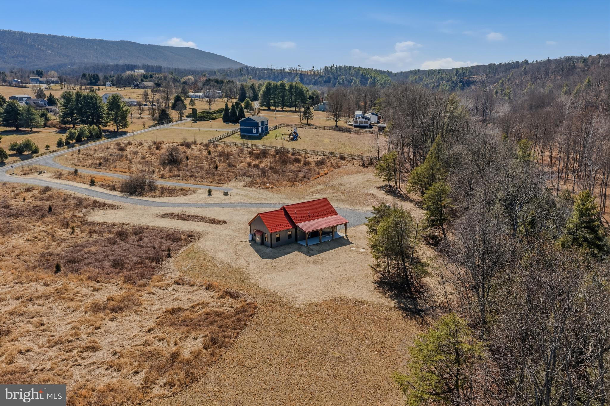 SLEEPY CREEK ORCHARD - Residential