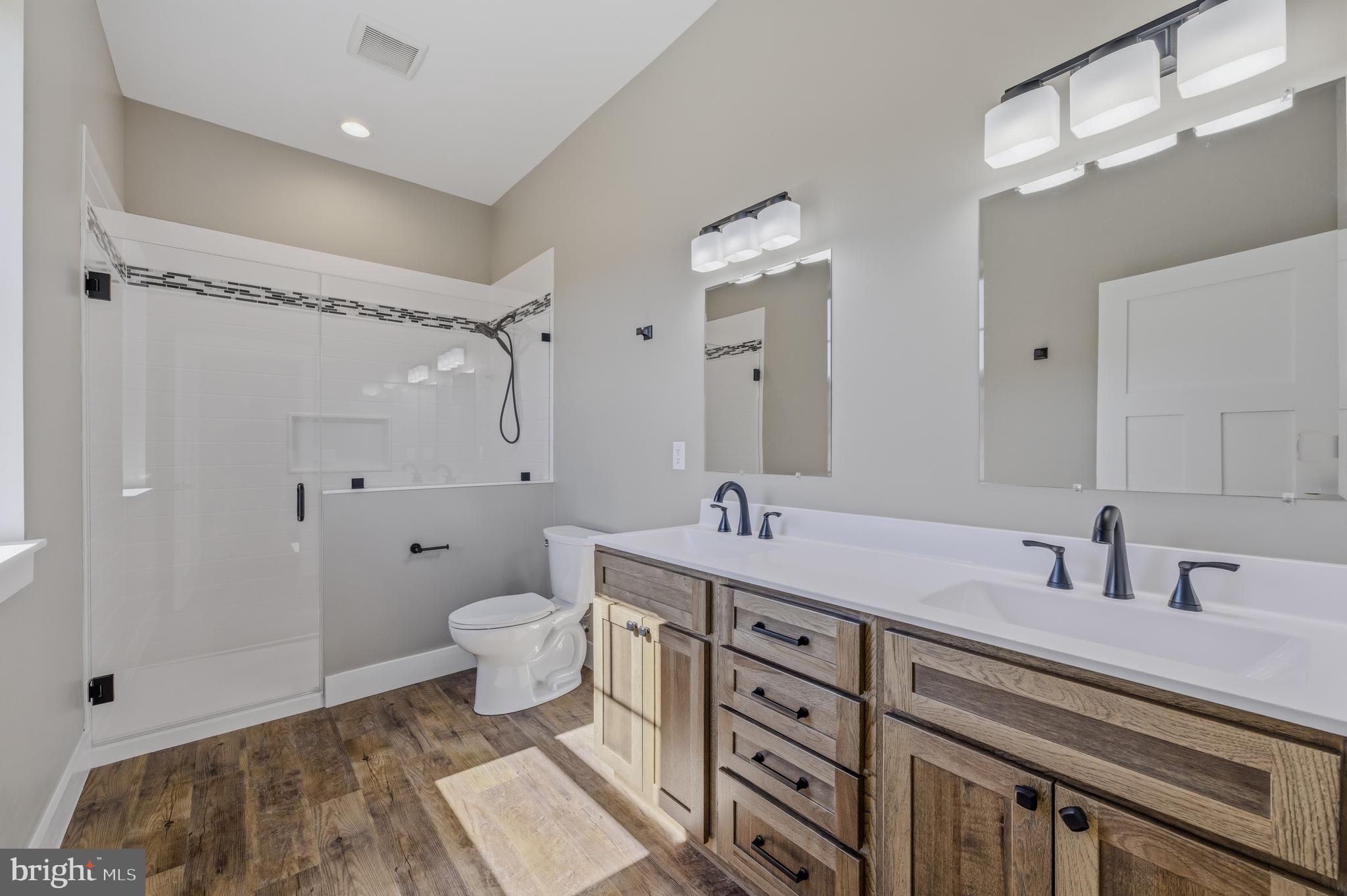 SLEEPY CREEK ORCHARD - Residential