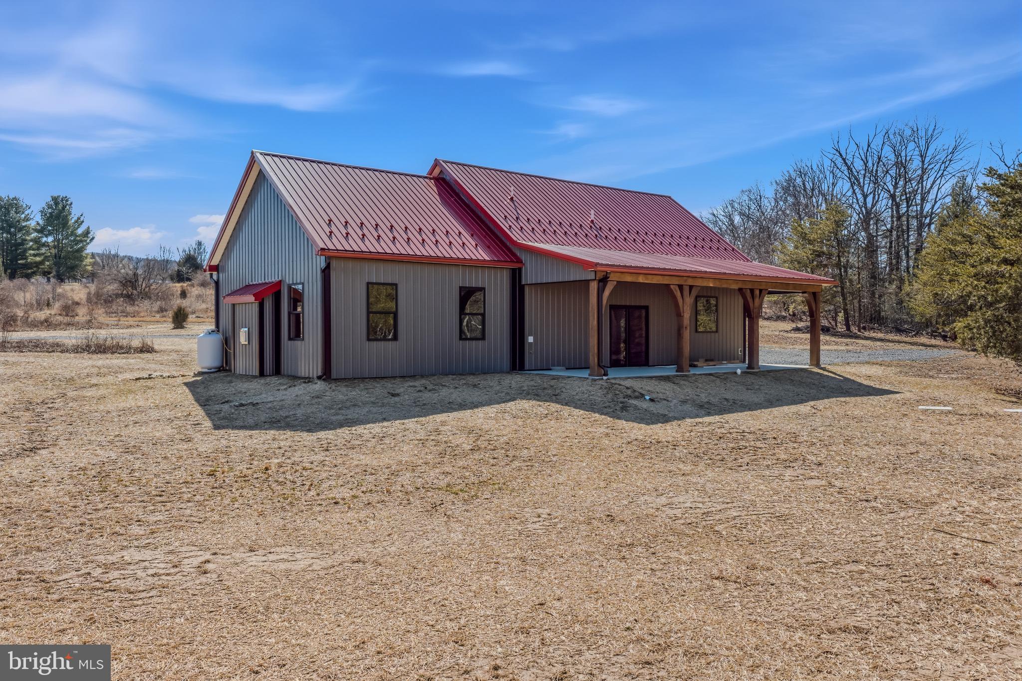 SLEEPY CREEK ORCHARD - Residential