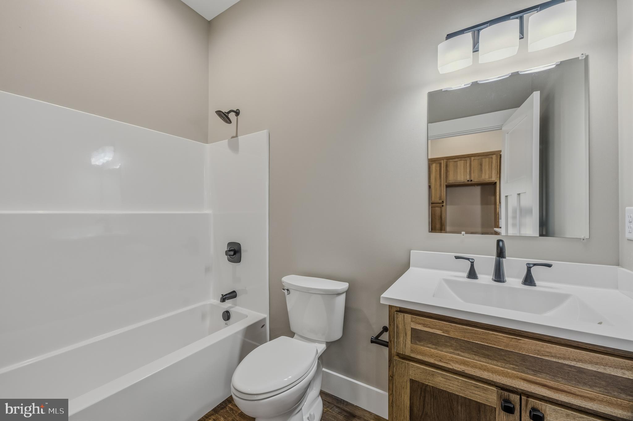 SLEEPY CREEK ORCHARD - Residential