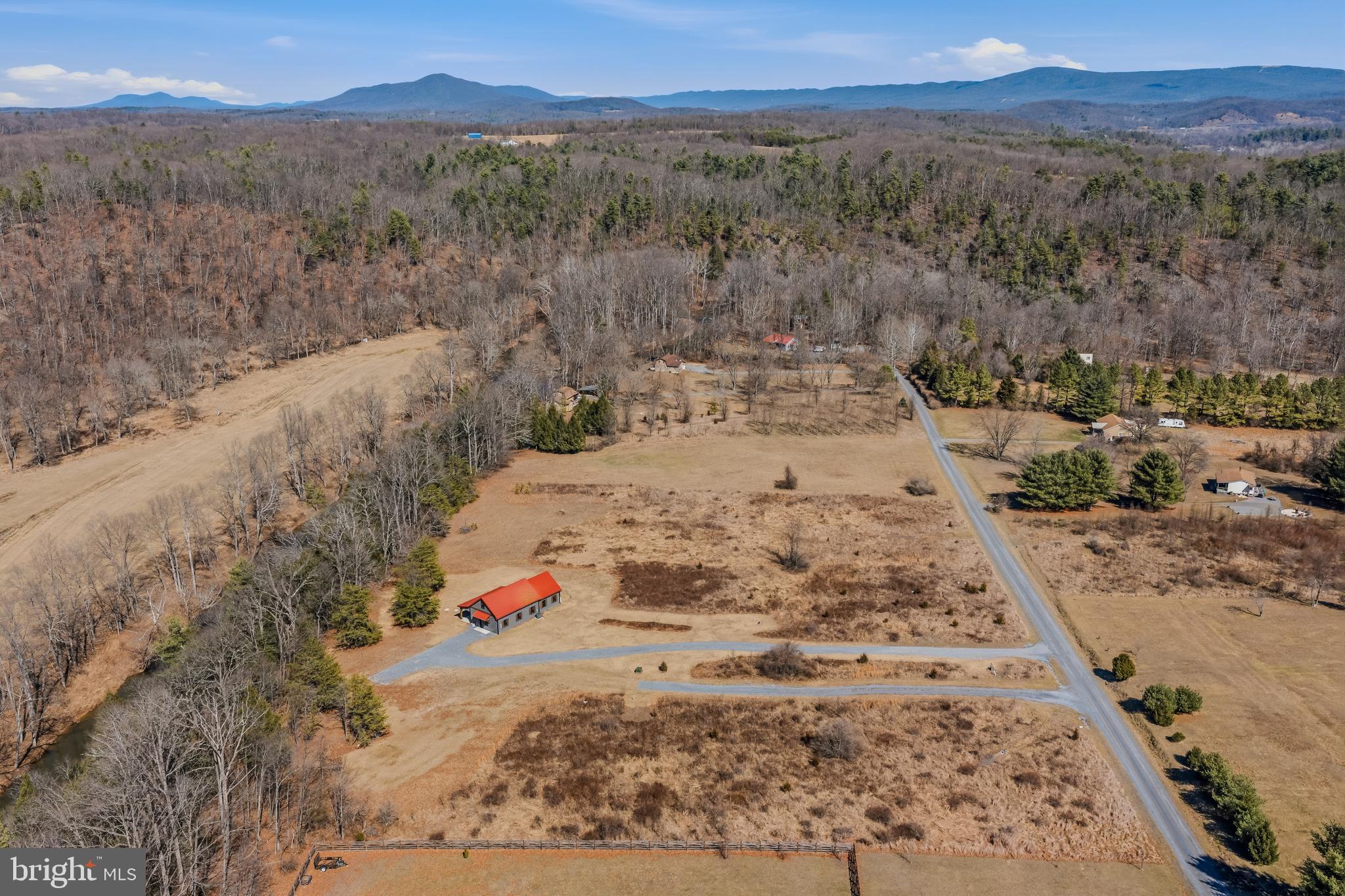 SLEEPY CREEK ORCHARD - Residential