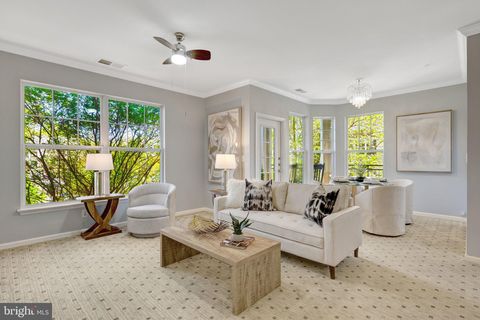 12112 GARDEN GROVE CIRCLE 301 FAIRFAX VA 22030