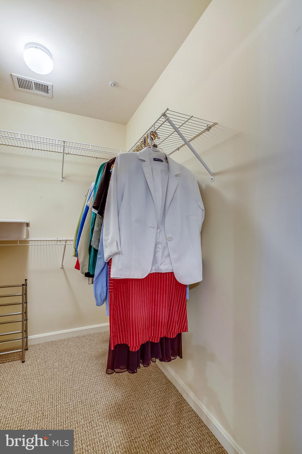 WINIFRED MANOR - Residential