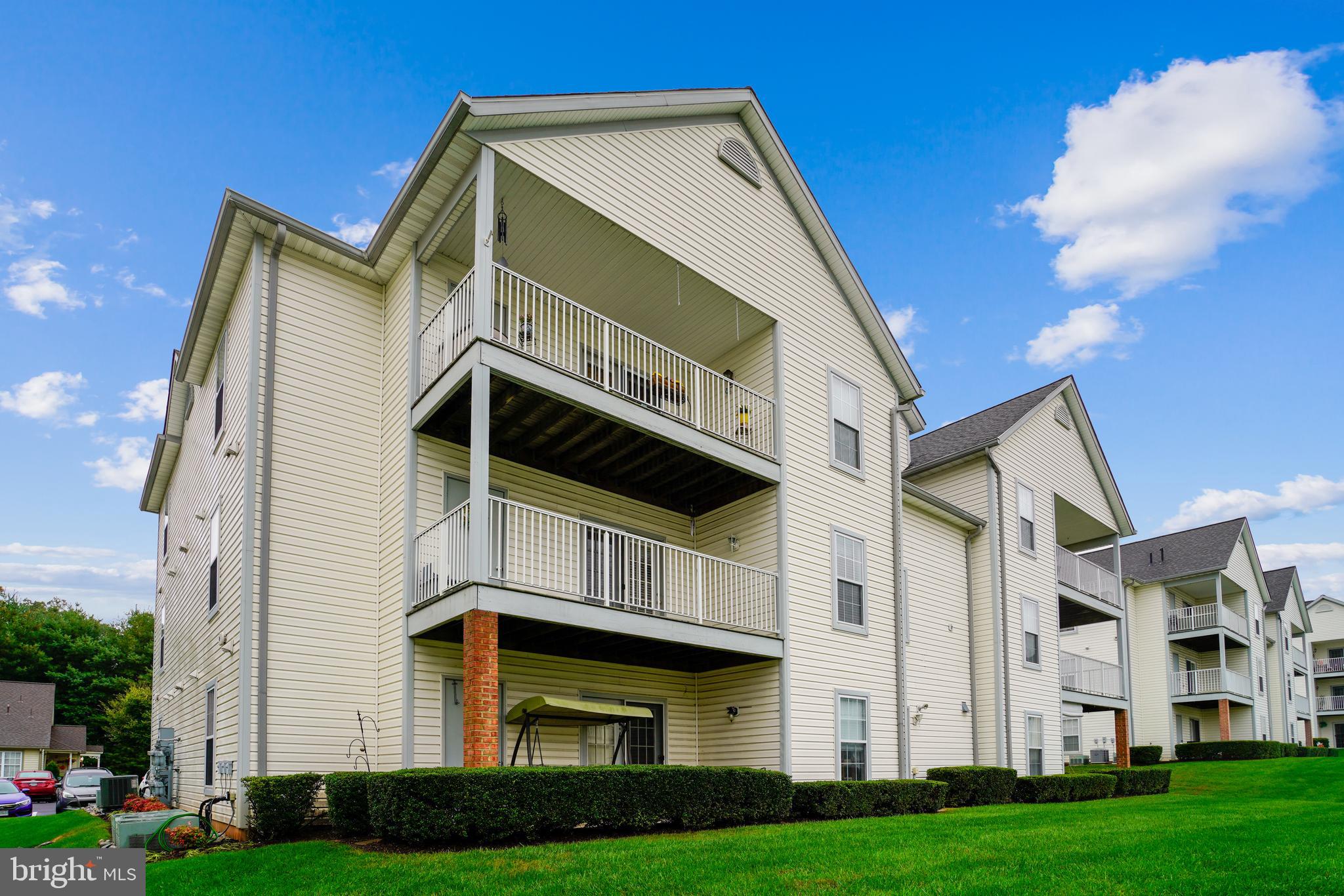 WINIFRED MANOR - Residential